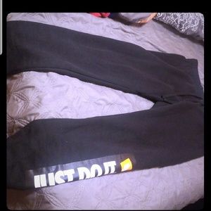 Nike jogger new!
